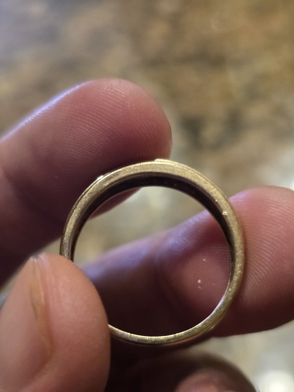 10k Gold Ridged Ring With Diamonds. - Picture 3 of 10
